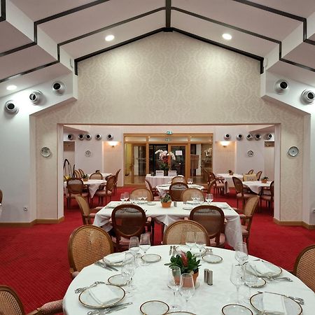 Villa Medicis Versailles Saint-Cyr-L'Ecole Ngoại thất bức ảnh